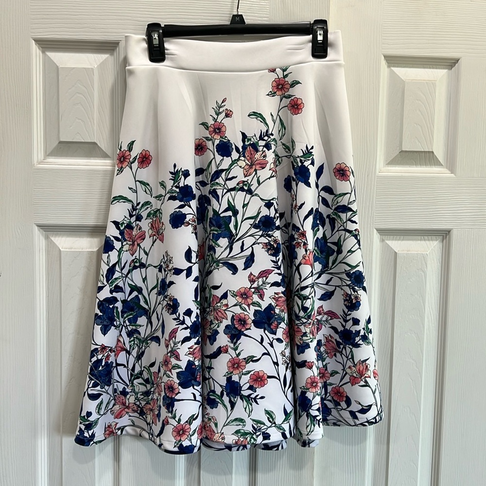 New York & Co Mid Length Floral Skirt